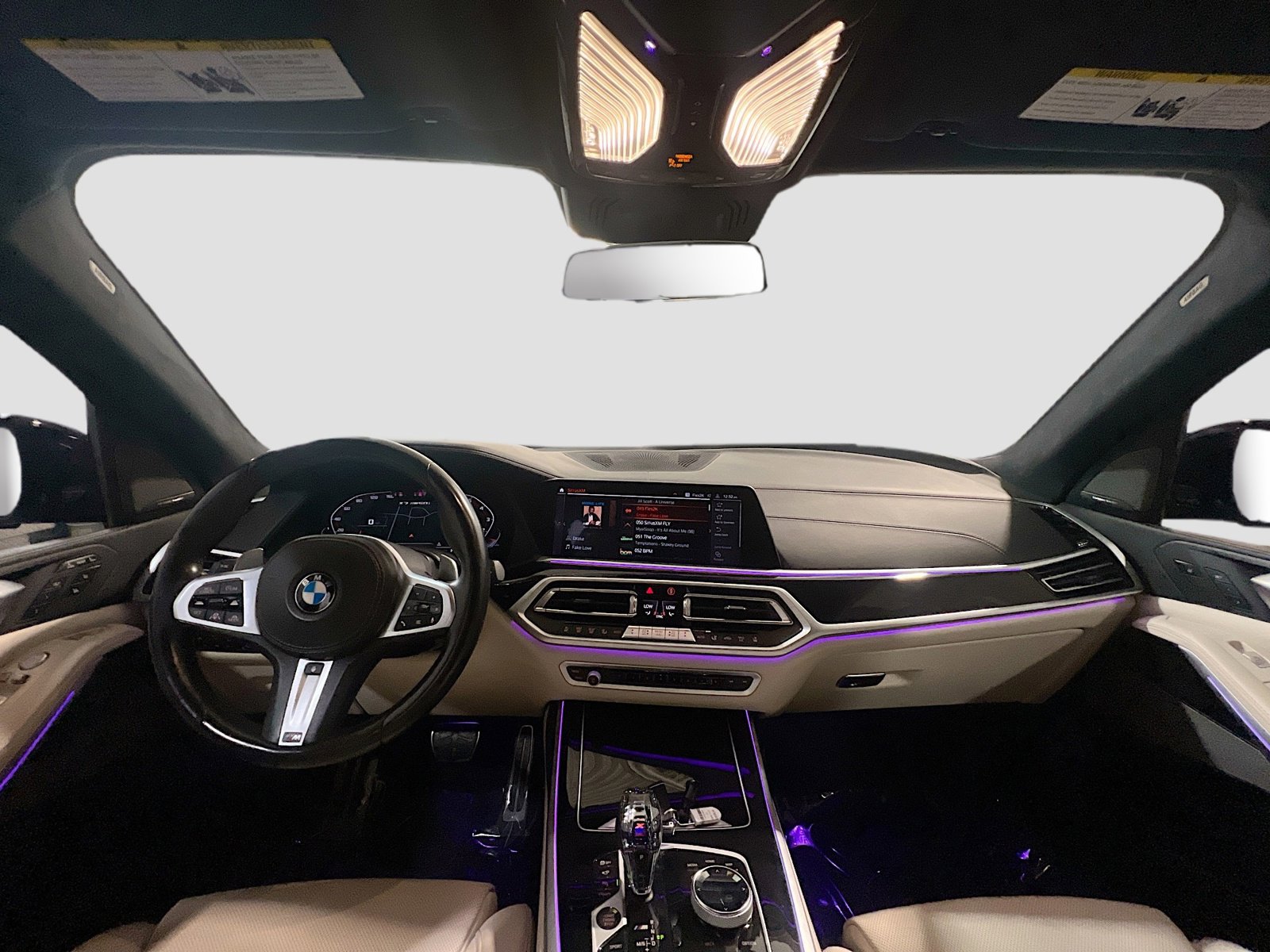 Used 2021 BMW X7 M50i image 17