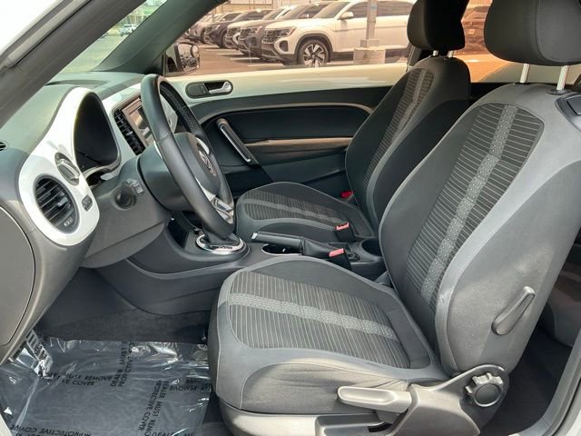 Used 2012 Volkswagen Beetle Turbo FWD image 12