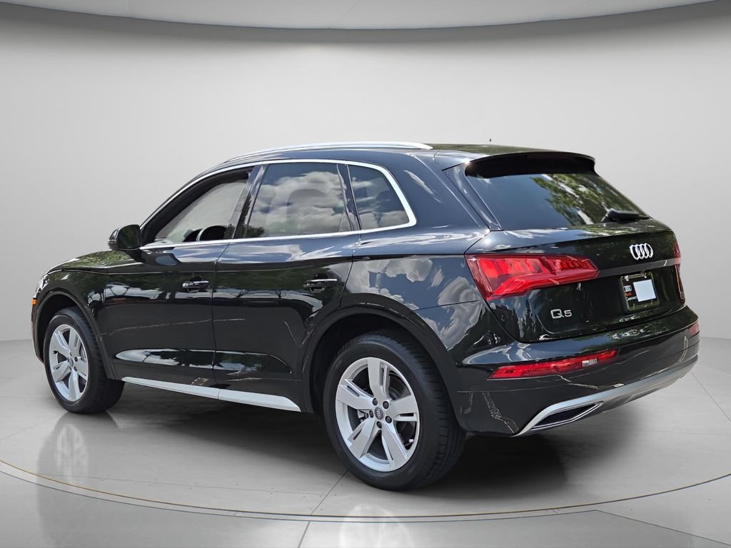 Used 2019 Audi Q5 2.0T Premium Plus w/ Premium Plus Package AWD/4WD image 6