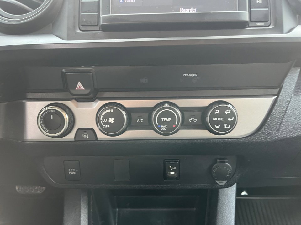 Certified 2019 Toyota Tacoma SR w/ SR Convenience Package image 19