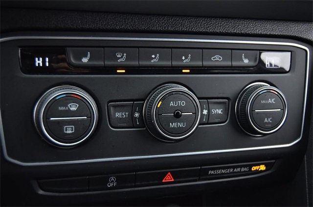 Certified 2021 Volkswagen Atlas SE w/ Towing Package image 15