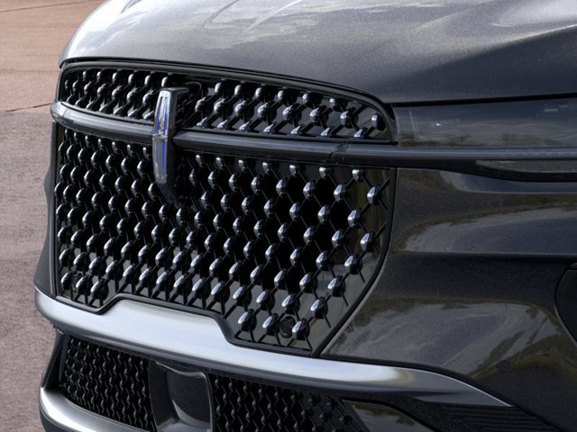 New 2026 Lincoln Nautilus Premier AWD/4WD image 18