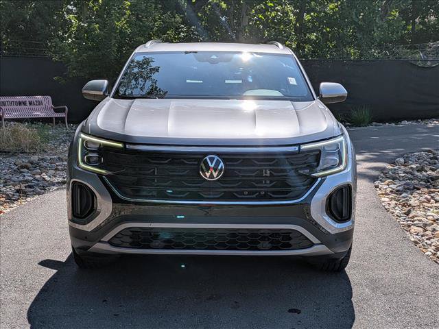 Certified 2024 Volkswagen Atlas Cross Sport SE AWD/4WD image 9