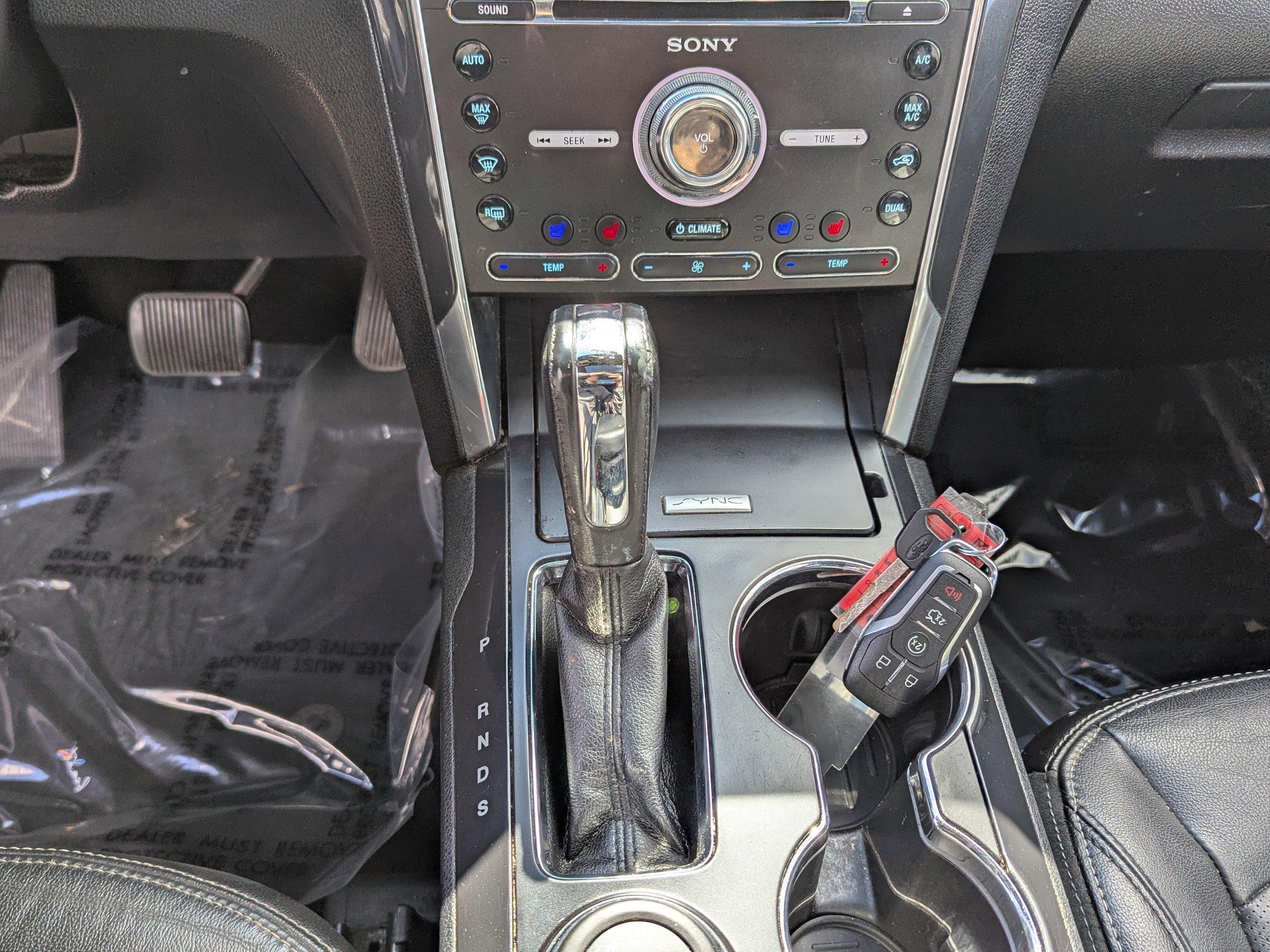 Used 2017 Ford Explorer Limited w/ Class II Trailer Tow Package image 29