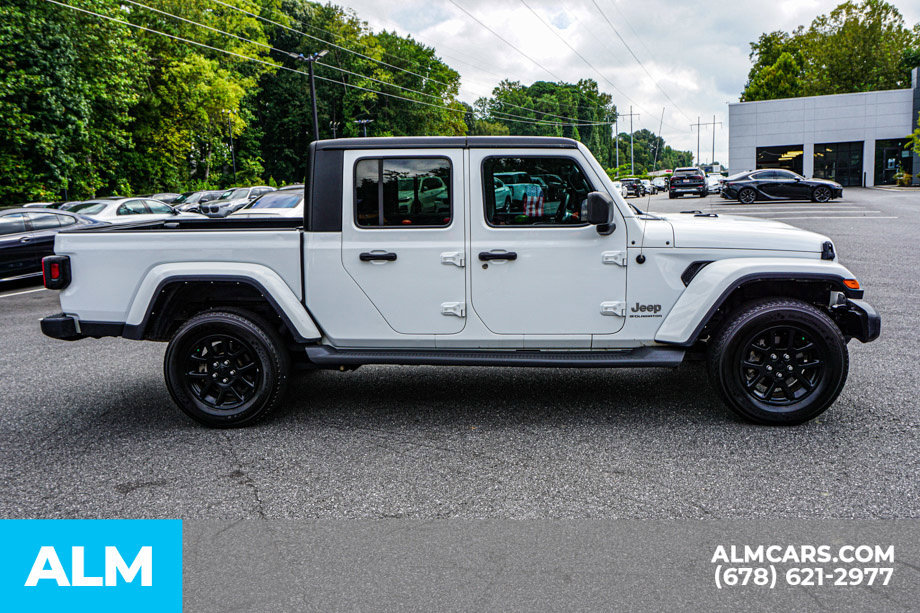 Used 2023 Jeep Gladiator Overland AWD/4WD image 8