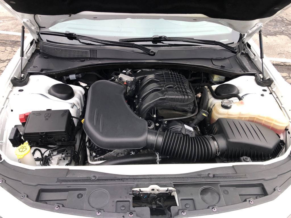 Used 2023 Chrysler 300 Touring L w/ Popular Equipment Group image 15