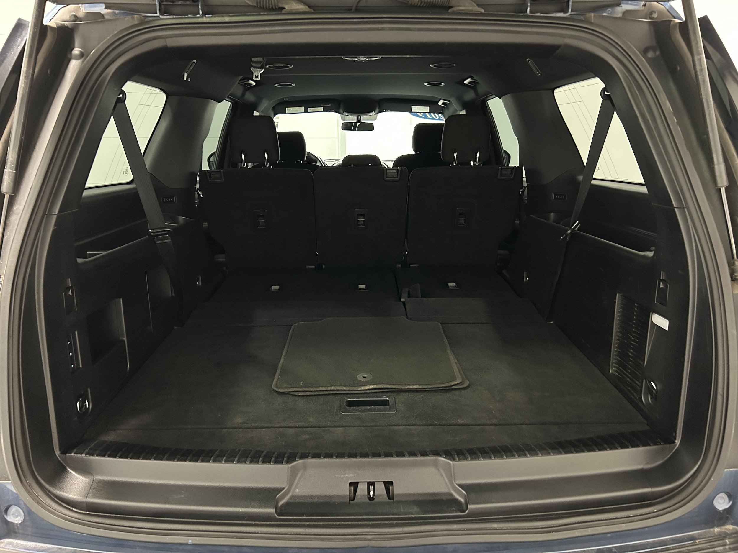 Used 2019 Ford Expedition Max XLT AWD/4WD image 34