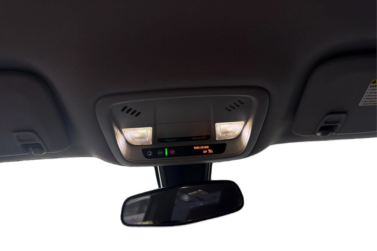 Used 2021 Chevrolet Malibu LT FWD image 15