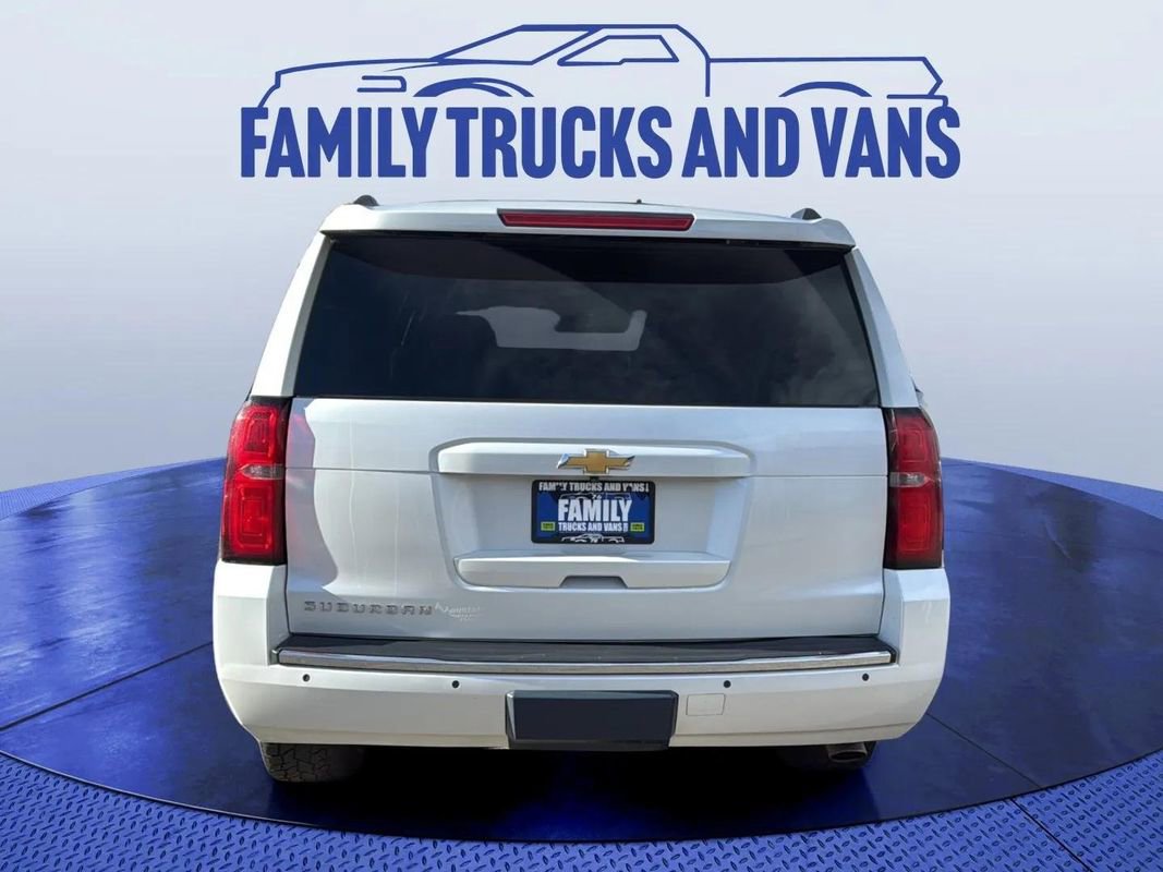 Used 2016 Chevrolet Suburban LTZ image 4