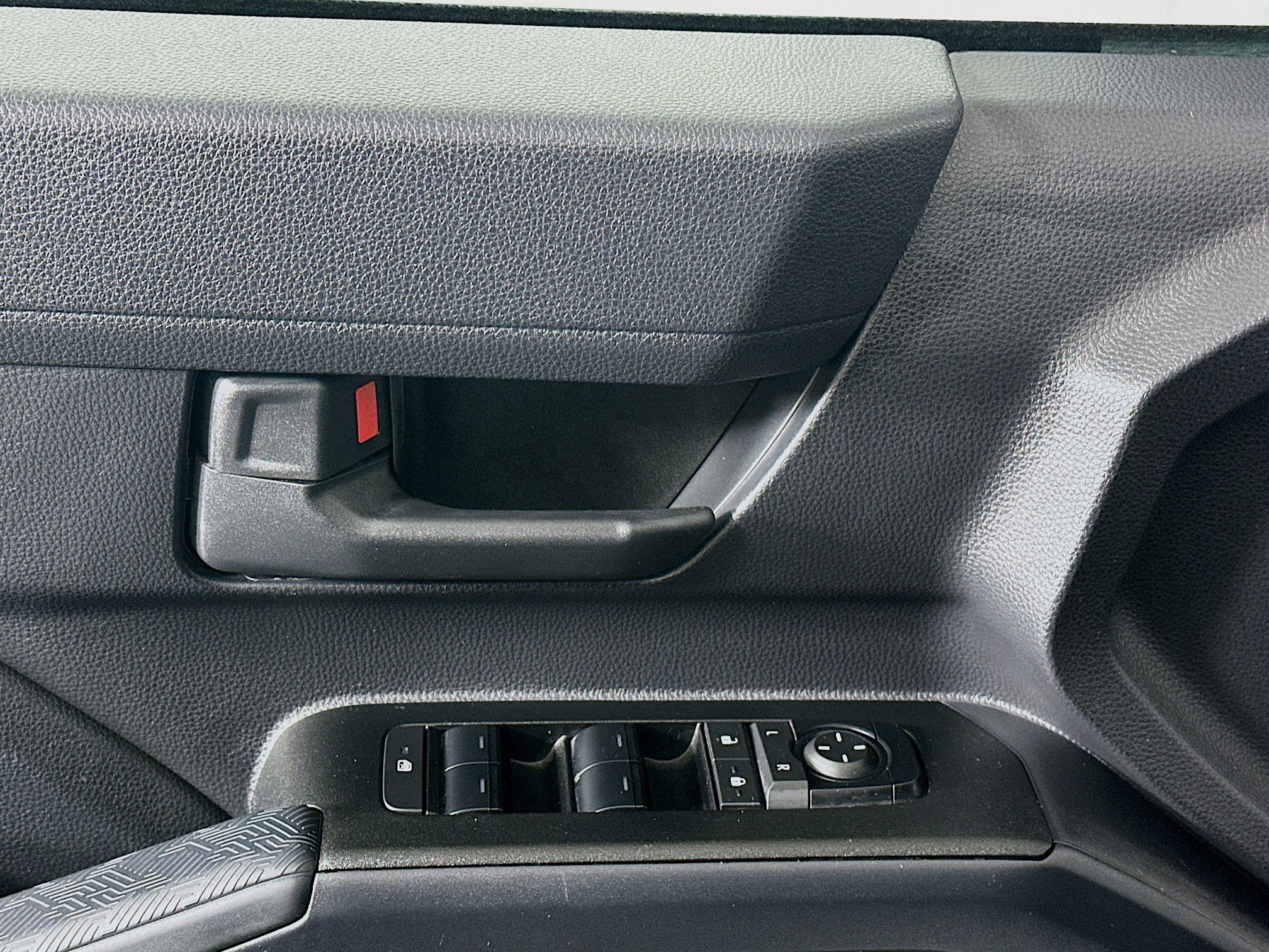 Used 2025 Toyota 4Runner TRD Off-Road image 15