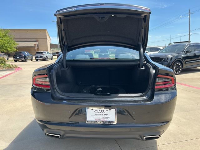 Used 2019 Dodge Charger SXT RWD image 9