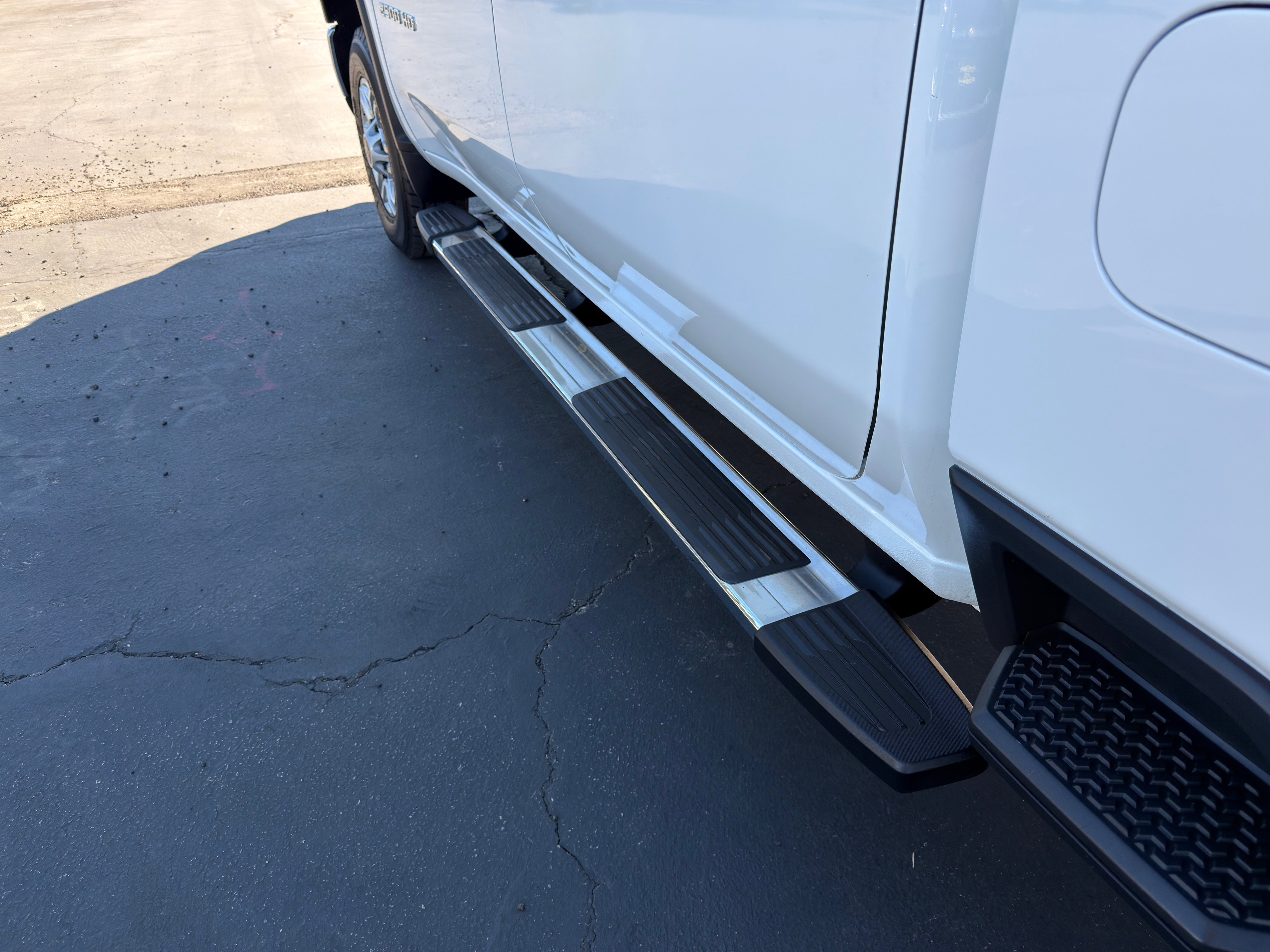 Used 2025 Chevrolet Silverado 2500 LT w/ Convenience Package image 49