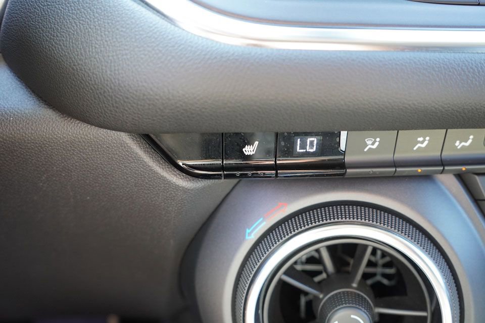 Certified 2025 Chevrolet Blazer LT image 25