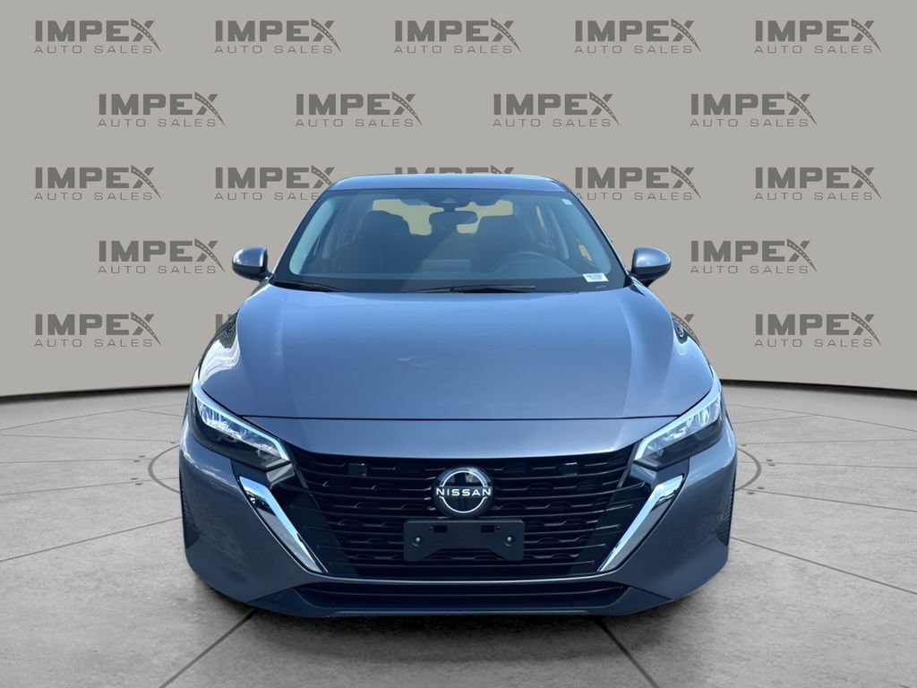 Used 2025 Nissan Sentra SV FWD image 8