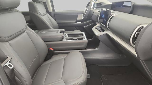 New 2025 Ford Expedition Max Active image 25