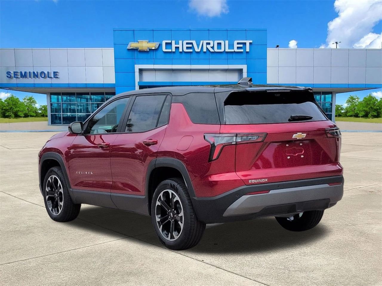 New 2026 Chevrolet Equinox LT w/ Safety and Technology Package FWD image 3