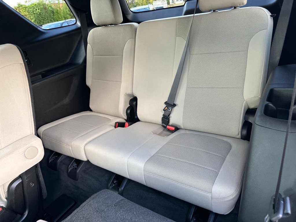 Used 2022 Chevrolet Traverse LT image 19