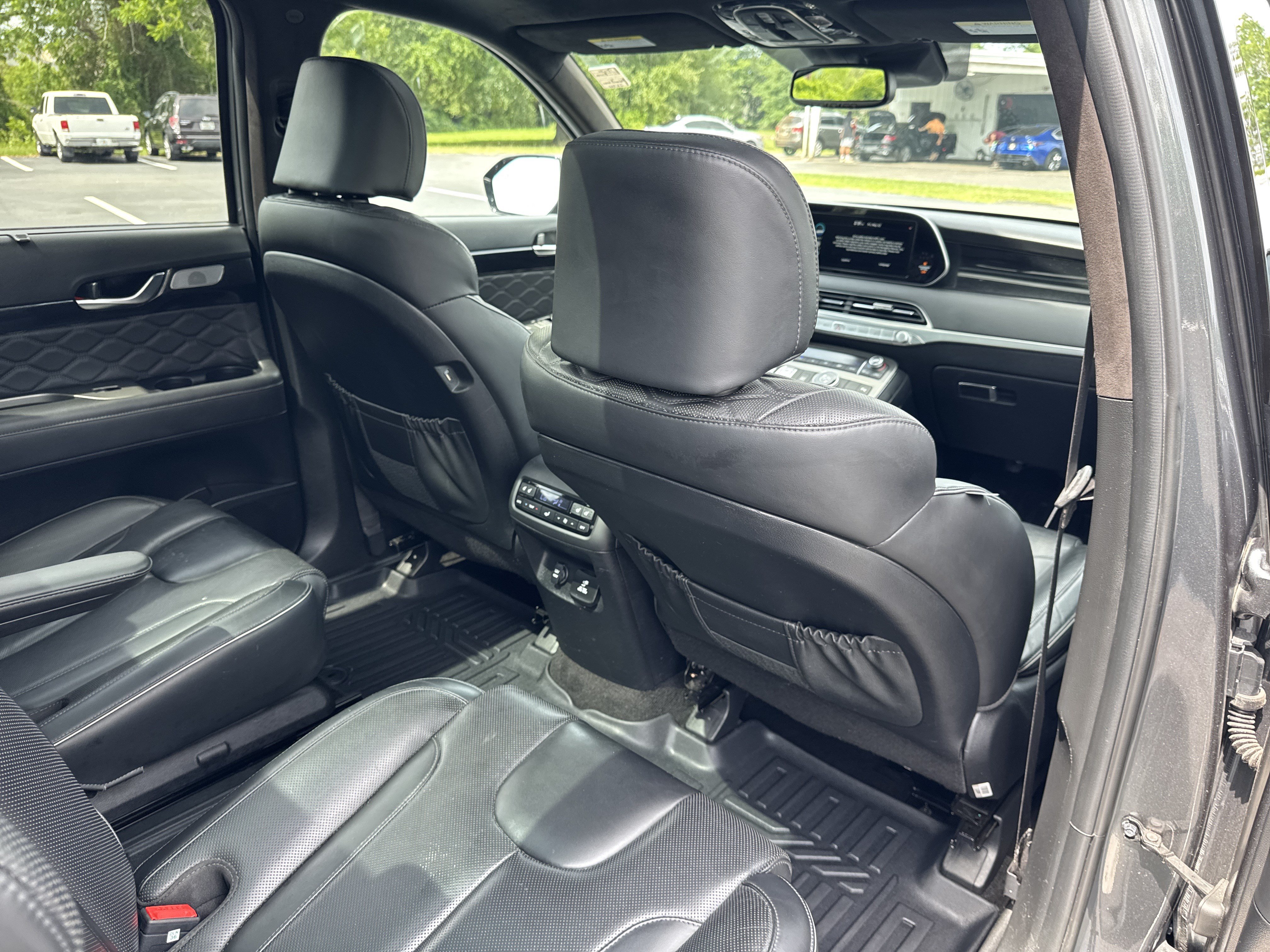 Used 2022 Hyundai Palisade Calligraphy w/ Cargo Package FWD image 34