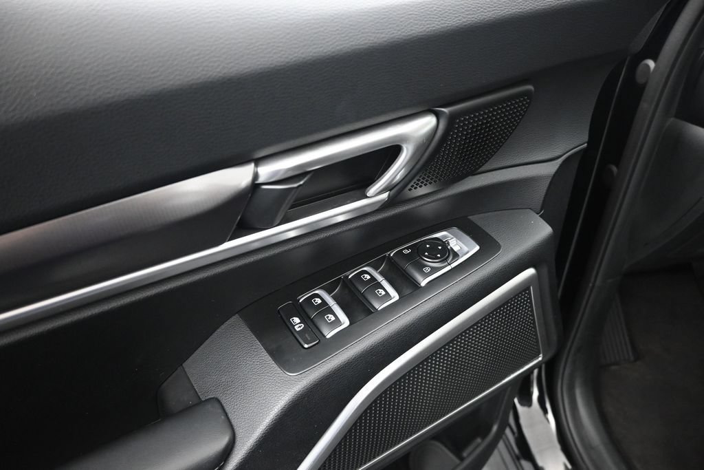 Used 2024 Kia Telluride S FWD image 10