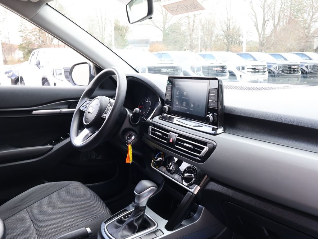 Used 2021 Kia Seltos LX image 29