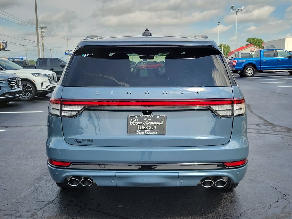 New 2026 Lincoln Aviator Black Label w/ Jet Appearance Package AWD/4WD image 5