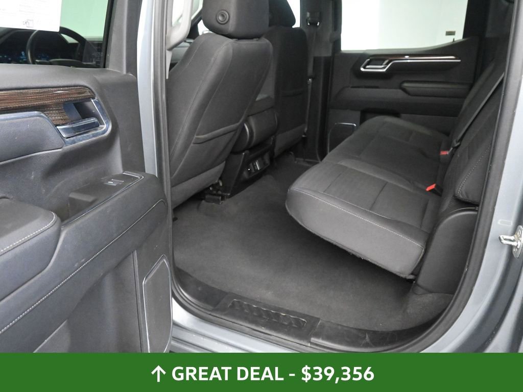 Used 2025 Chevrolet Silverado 1500 LT image 18