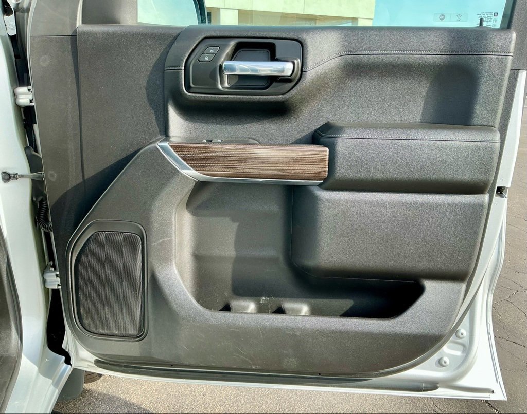 Used 2020 Chevrolet Silverado 1500 LT w/ Texas Edition image 23