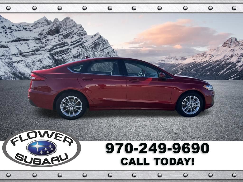 Used 2020 Ford Fusion SE FWD image 8