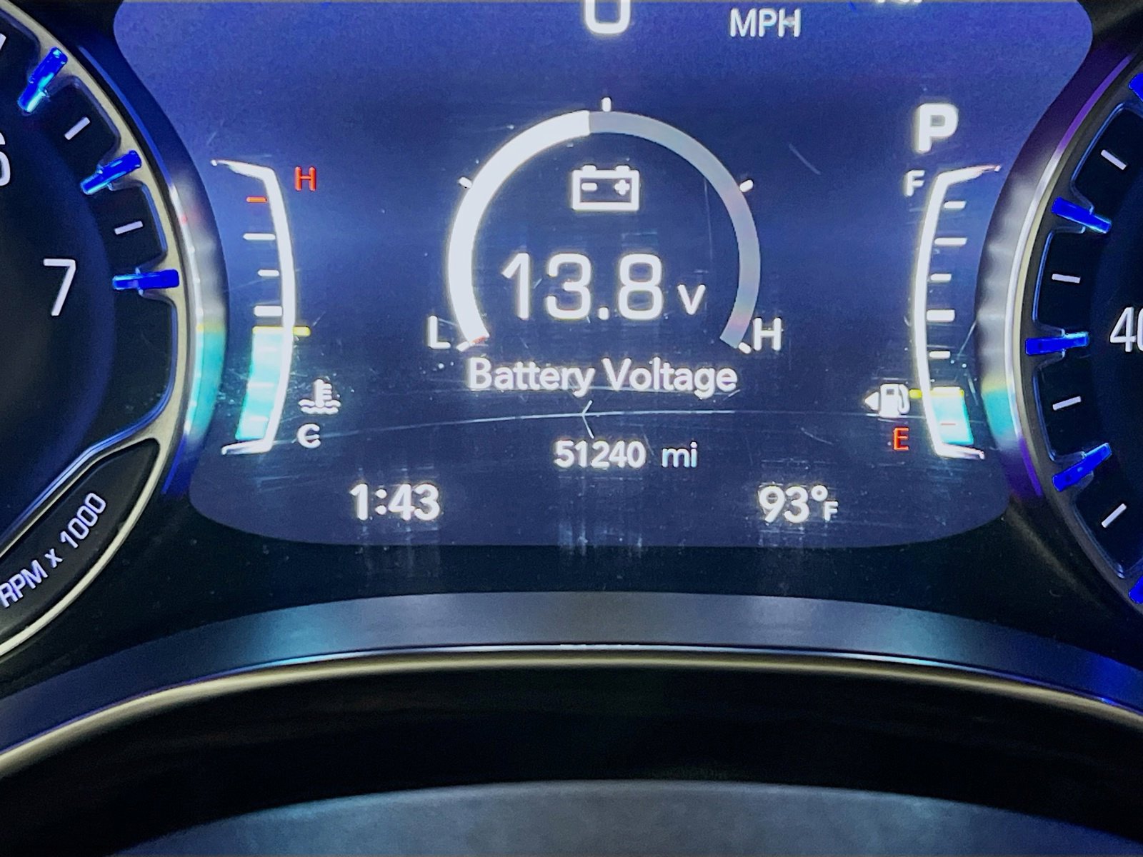 Used 2022 Chrysler Pacifica Limited FWD image 8