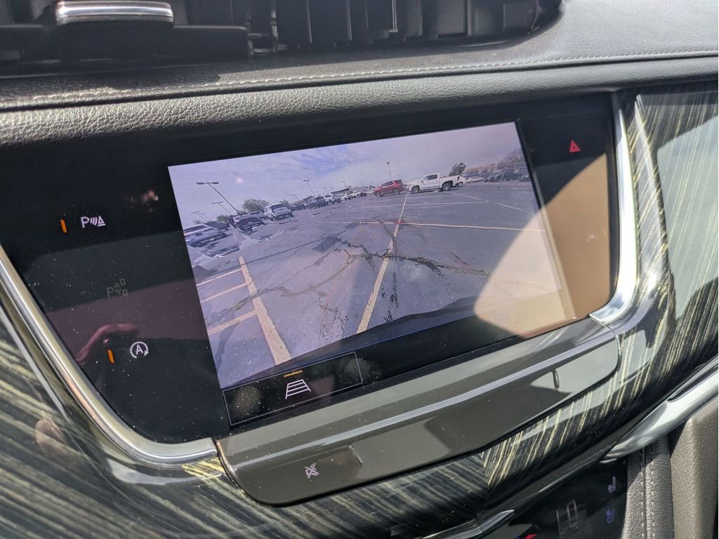 Used 2022 Cadillac XT6 Premium Luxury AWD/4WD image 22