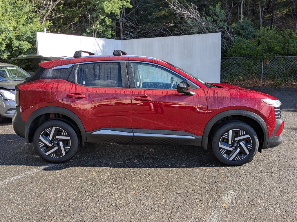 New 2026 Nissan Kicks SV w/ Cold Weather Package FWD image 4