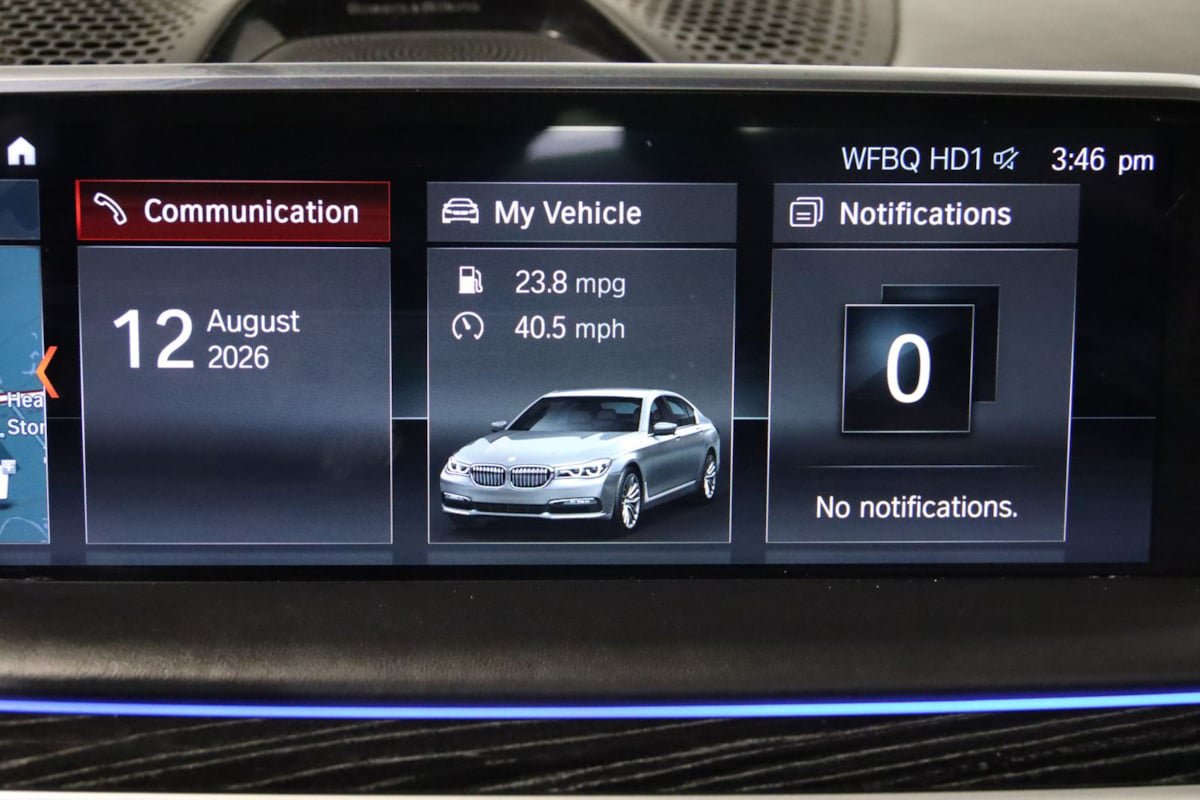 Used 2019 BMW 750i RWD image 51