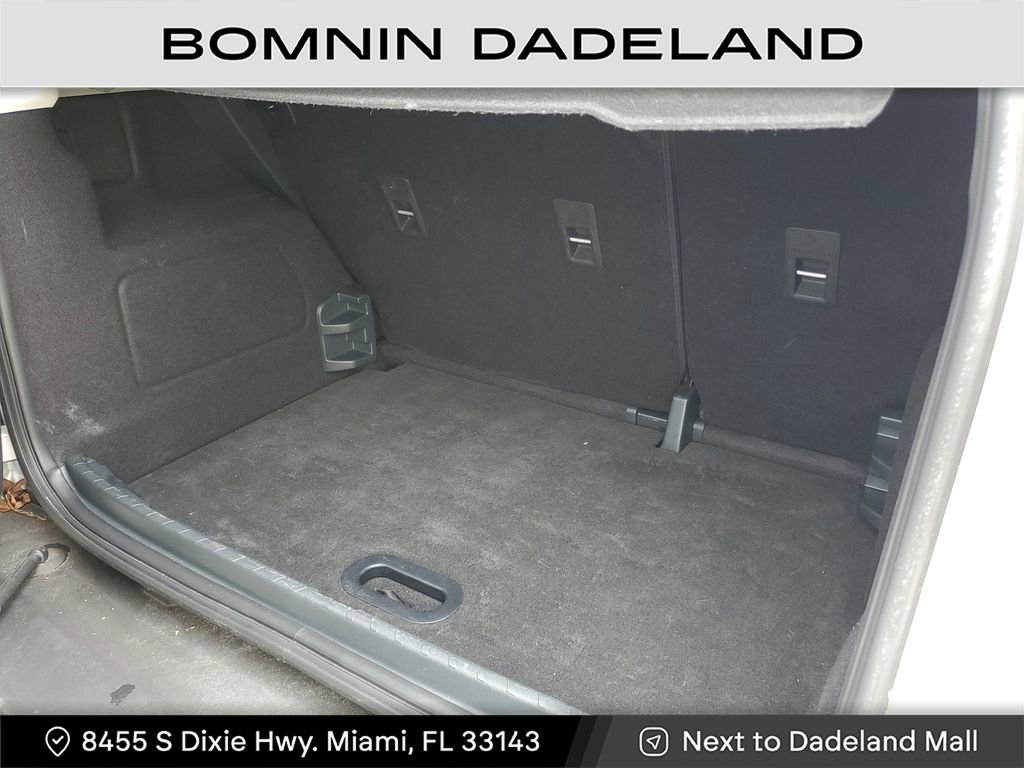 Used 2021 Ford EcoSport SE w/ SE Convenience Package image 8