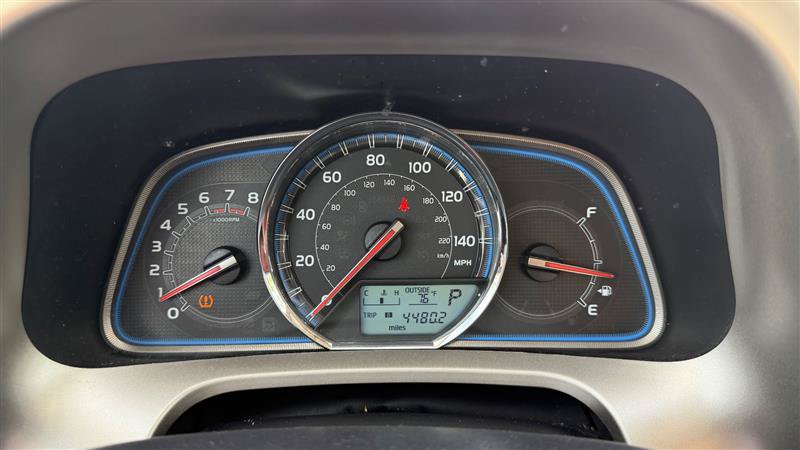 Used 2014 Toyota RAV4 Limited w/ Technology Package AWD/4WD image 27