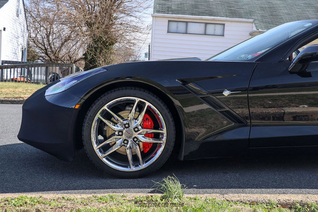 Used 2019 Chevrolet Corvette Stingray Convertible w/ 2LT Preferred Equipment Group image 4