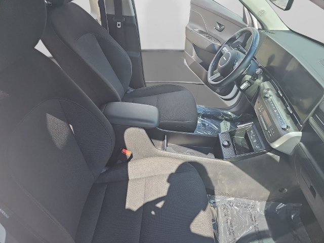 Used 2024 Hyundai Kona SEL FWD image 12