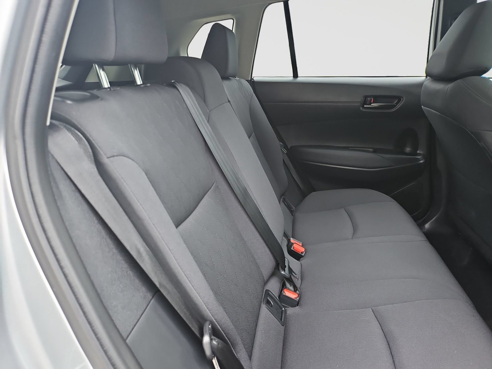 Used 2023 Toyota Corolla Cross LE w/ Moonroof Package FWD image 45