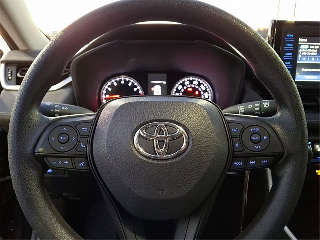 Certified 2022 Toyota RAV4 LE image 25