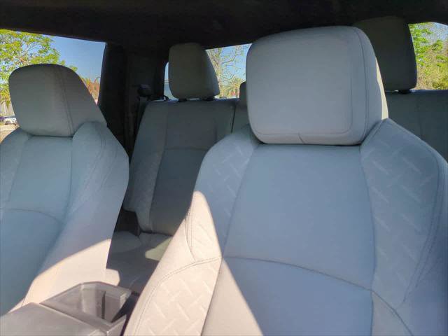 Certified 2024 Toyota Tacoma SR5 AWD/4WD image 8