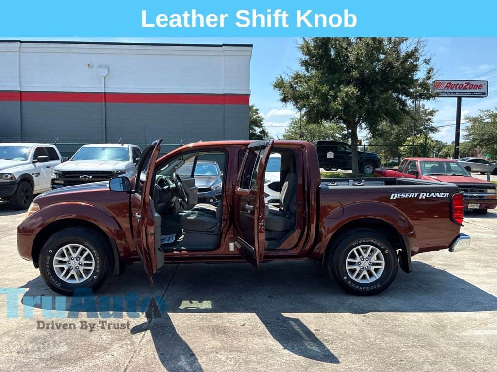 Used 2016 Nissan Frontier SV w/ SV Value Truck Package AWD/4WD image 14