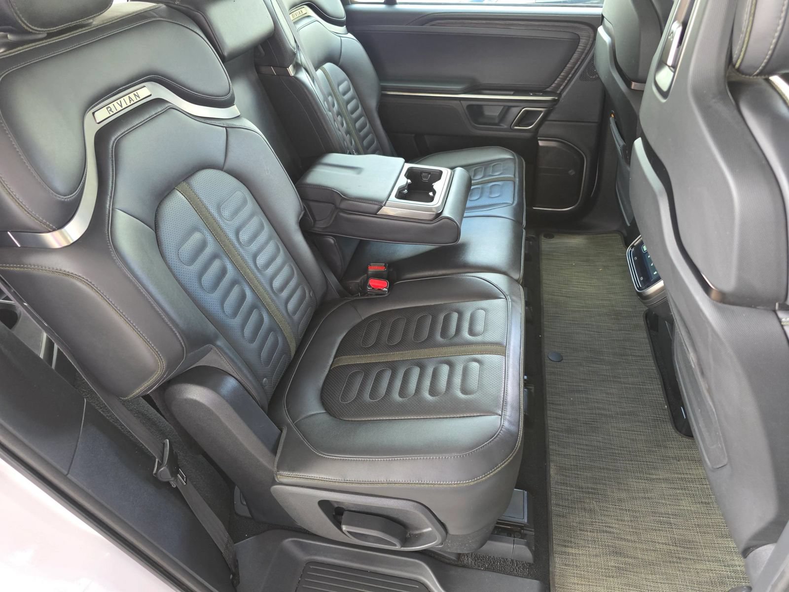 Used 2023 Rivian R1S Adventure Quad AWD/4WD image 31