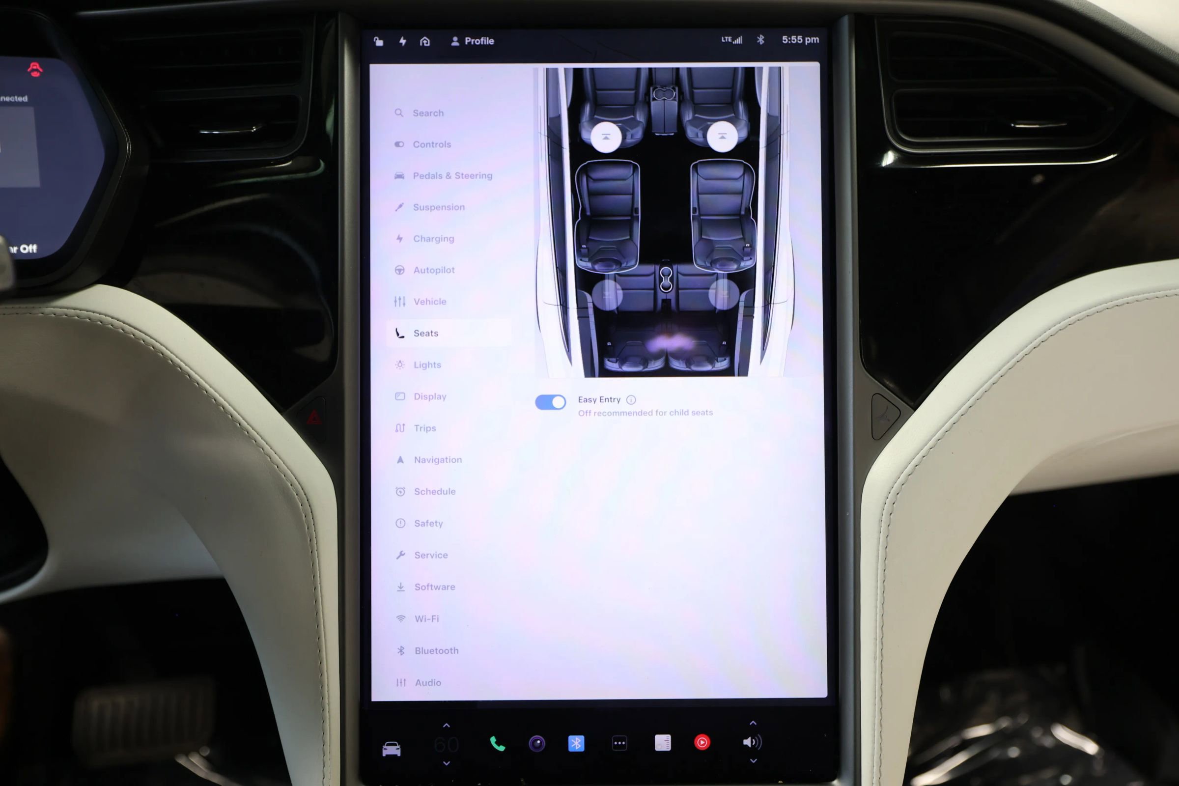 Used 2019 Tesla Model X Long Range AWD/4WD image 66