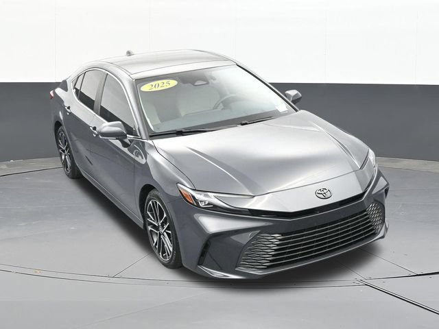 Used 2025 Toyota Camry XLE w/ Premium Package FWD image 62
