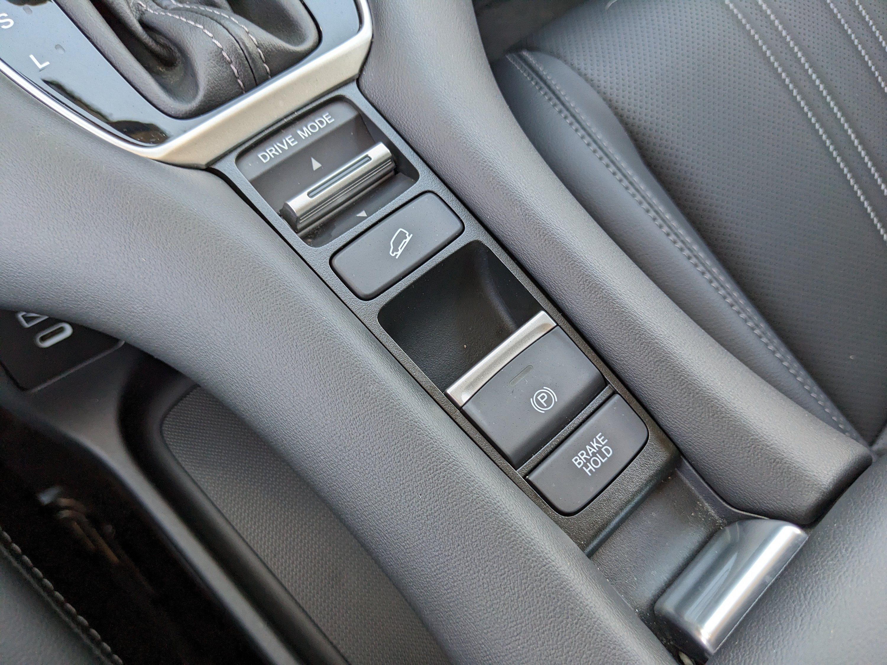 Used 2024 Honda HR-V EX-L image 27