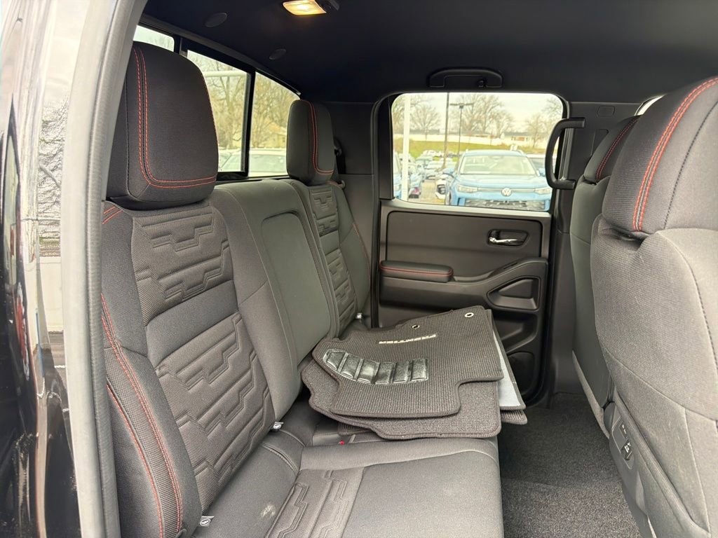 Used 2025 Nissan Frontier Pro-X w/ Pro Convenience Package image 34