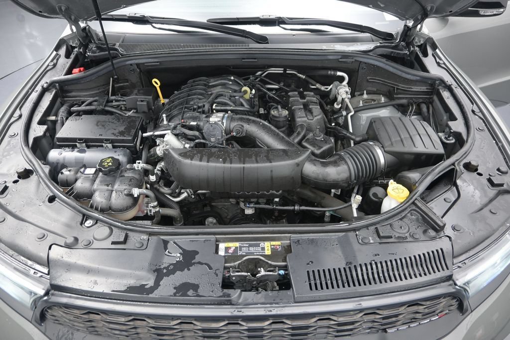 Used 2024 Dodge Durango GT RWD image 17