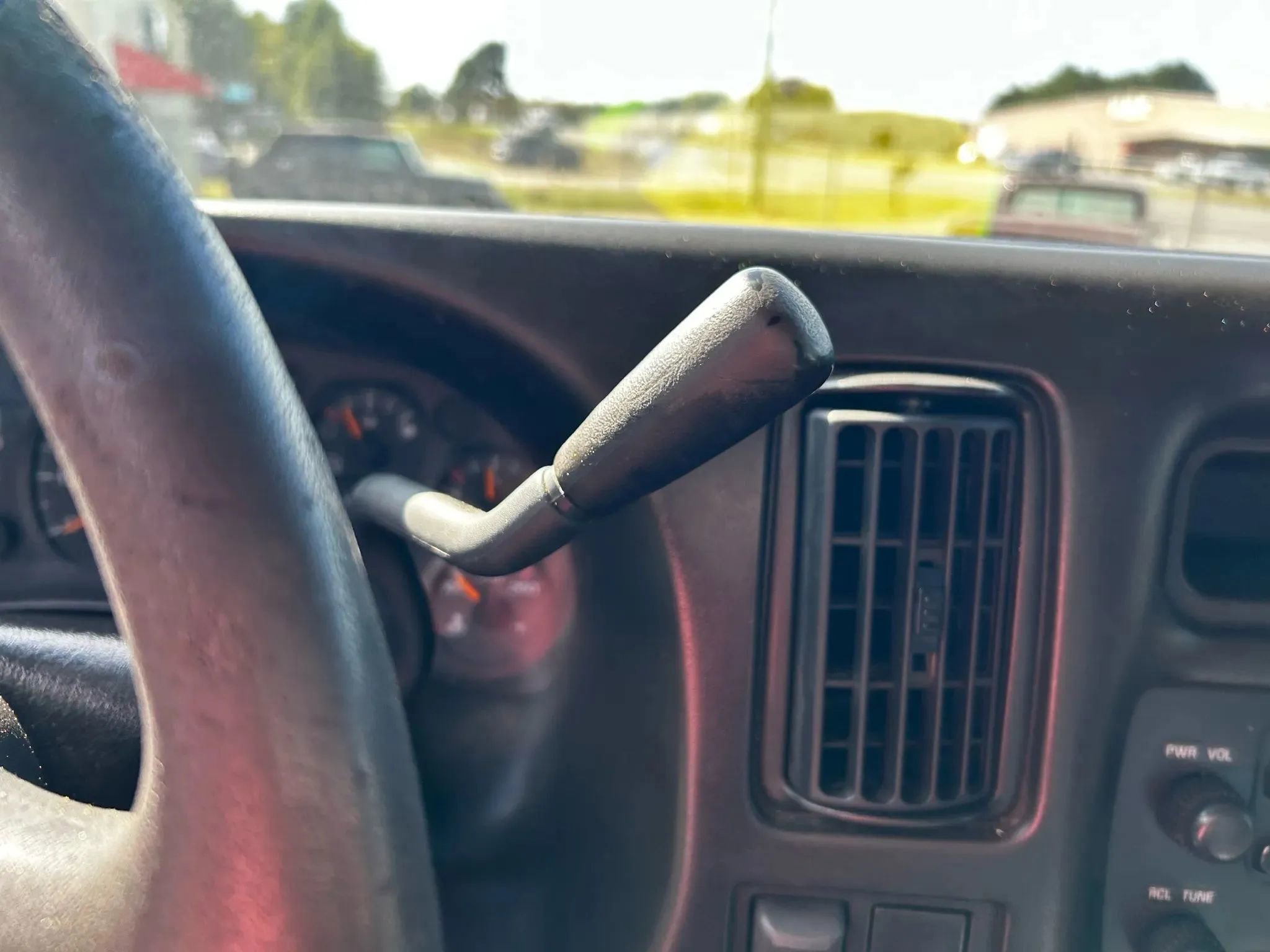 Used 2004 Chevrolet Kodiak C4500 2WD Regular Cab image 19