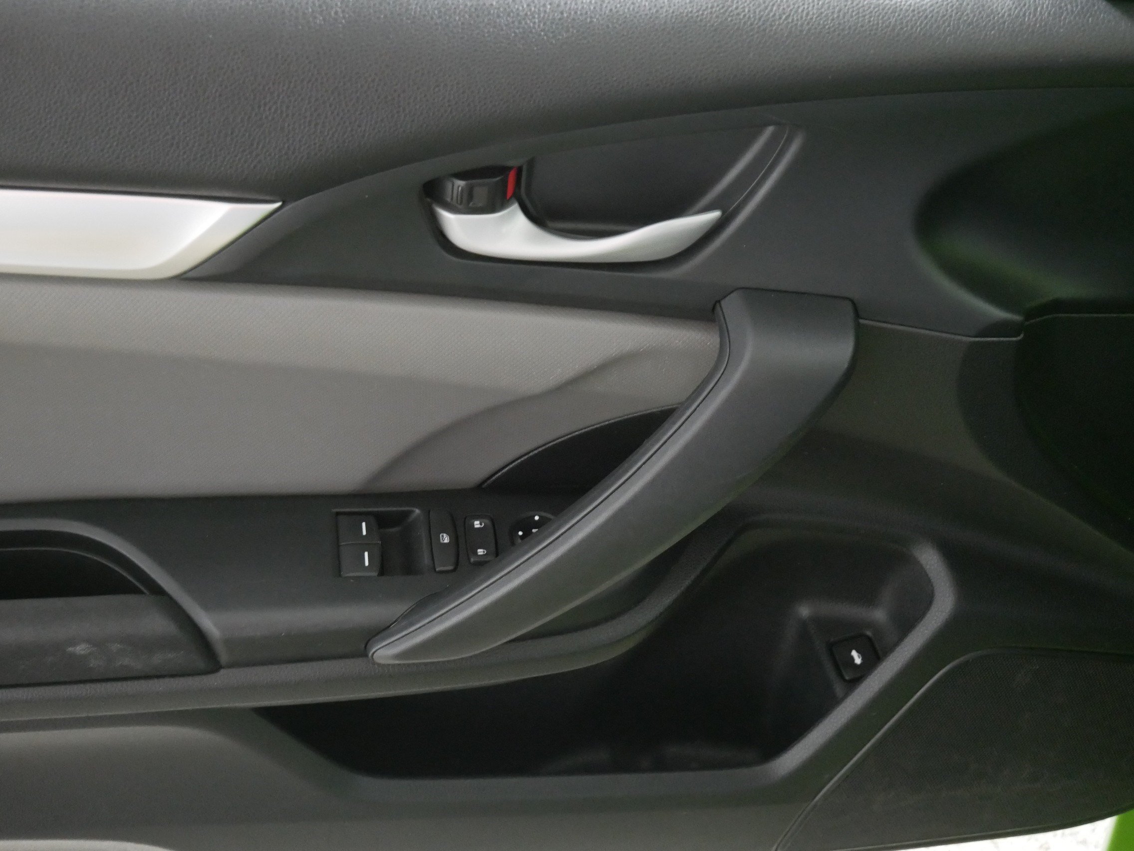 Used 2016 Honda Civic LX-P image 19