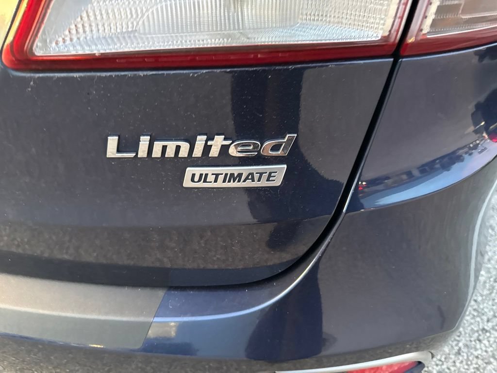 Used 2017 Hyundai Santa Fe Limited FWD image 6