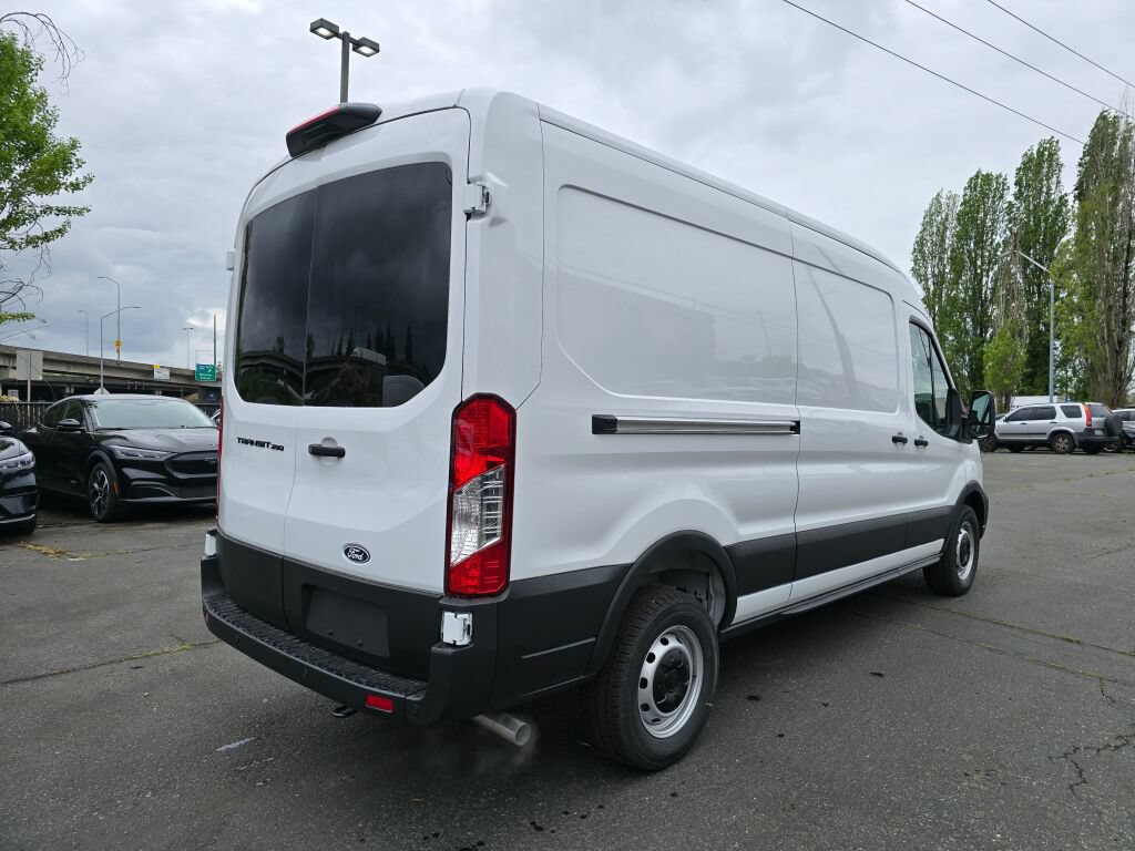 New 2026 Ford Transit 250 148 Medium Roof RWD image 5